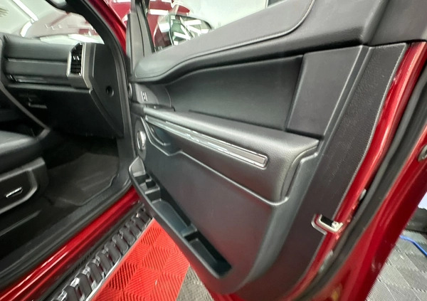 Ford Expedition cena 209000 przebieg: 43000, rok produkcji 2019 z Słupsk małe 781